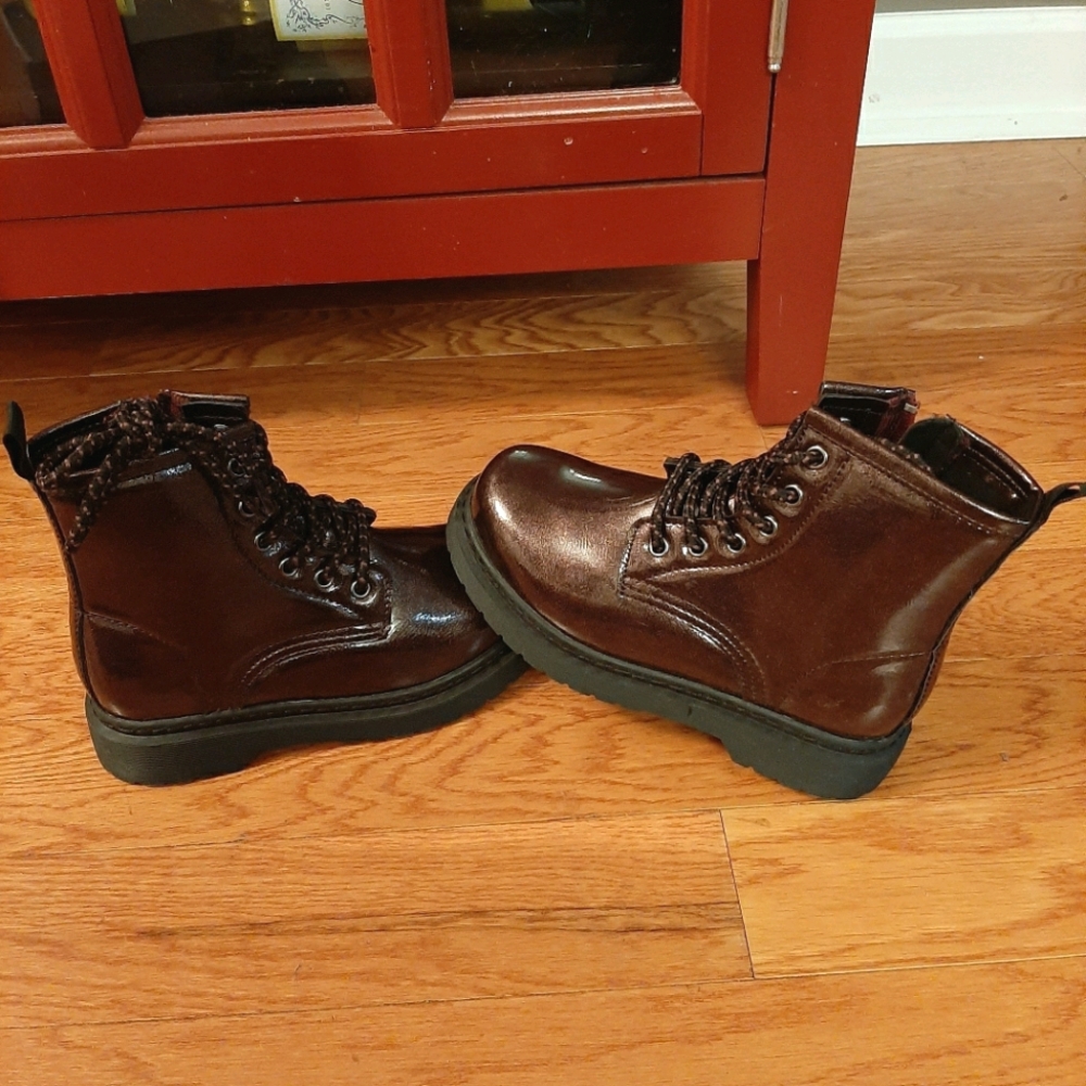 New Burgundy Girls Platform Boots